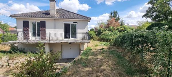 Vente                                                      Maison
                        
                     3 pièces                                         à Pont-sur-Yonne