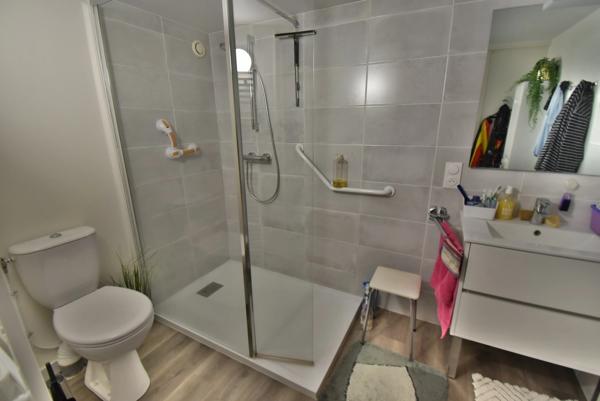 Maison à vendre 4 pièces FLEAC (16), 4 Chambres, sous sol, garage, terrain de 4000 m2