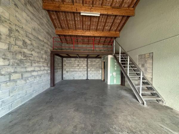 Achat - Fonds et/ou murs commerciaux | Entrepôt Parempuyre 33290 2 pièces 97 m 2 263 m 2