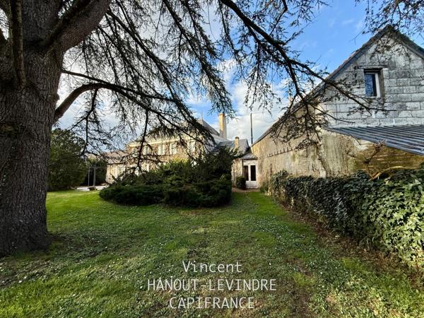 Maison à vendre 11 pièces ETRICHE (49)