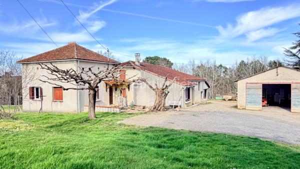 Vente
                Terrain3900 m² - MONTBETON (82290)