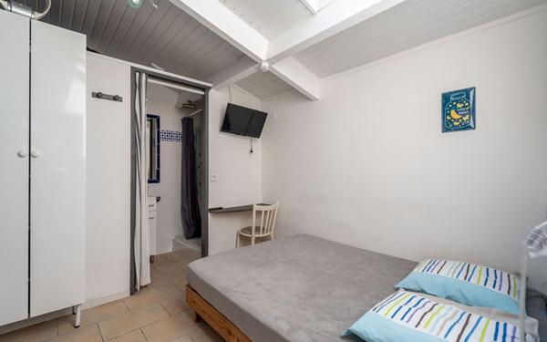 Maison à vendre    7 pièces •  Biscarrosse