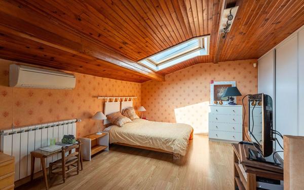 Maison à vendre    7 pièces •  Biscarrosse