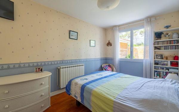 Maison à vendre    7 pièces •  Biscarrosse