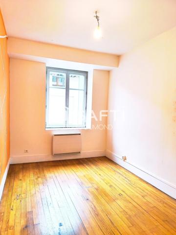 Joli appartement T4 d'une surface habitable de 91,55 m2 avec terrasse