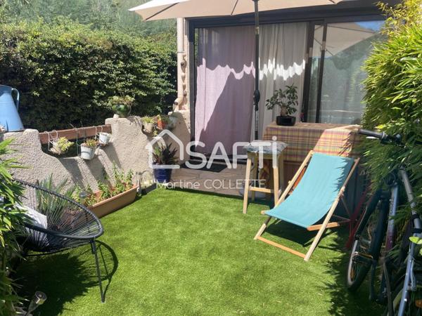 STUDIO  REZ-DE-JARDIN PROCHE MER + UNE PLACE DE PARKING PRIVATIVE