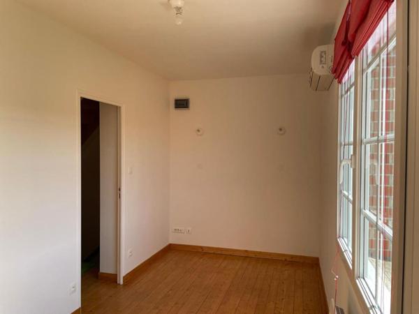 Maison entièrement rénovée Aniche 5 pièce(s) 115 m2