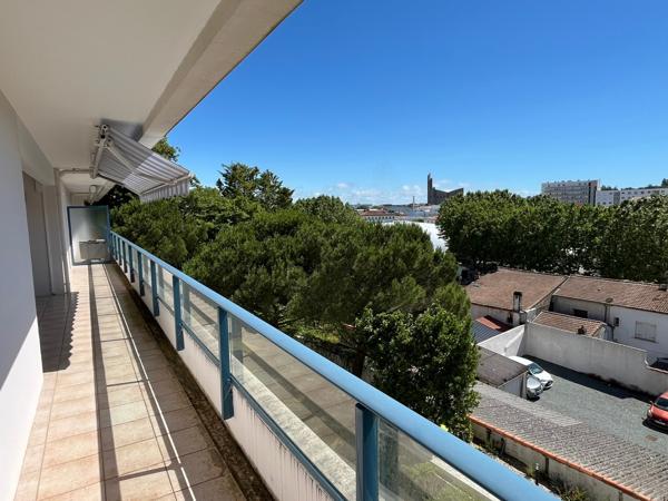 BEL APPARTEMENT T3 DANS LE CENTRE DE ROYAN