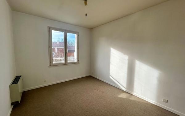 Maison à vendre    5 pièces •  La Rochefoucauld