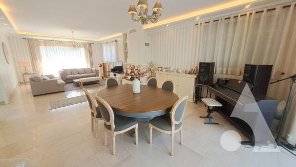 Maison 7 pièces 200 m2