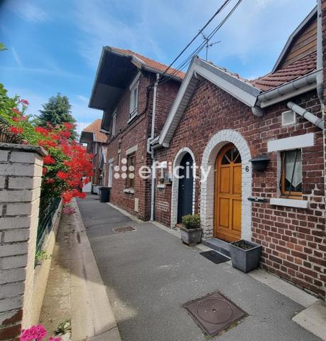 Maison
         3 pièces
        - 62 m² Exclusivité 113 900 € *