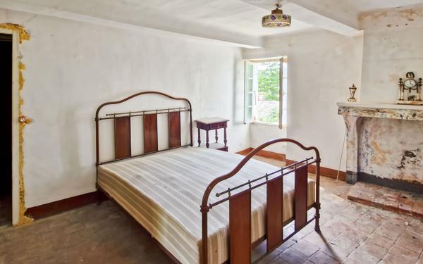 Maison à vendre    5 pièces • 200 m2 Lardiers