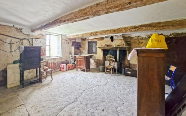 Maison à vendre    5 pièces • 200 m2 Lardiers