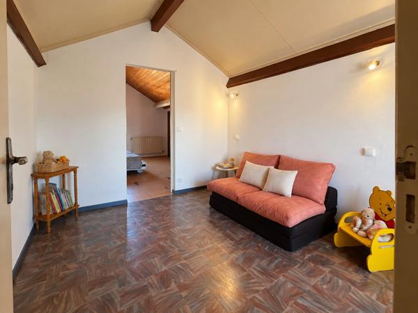 Maison à vendre trois chambres SAINTES (17)