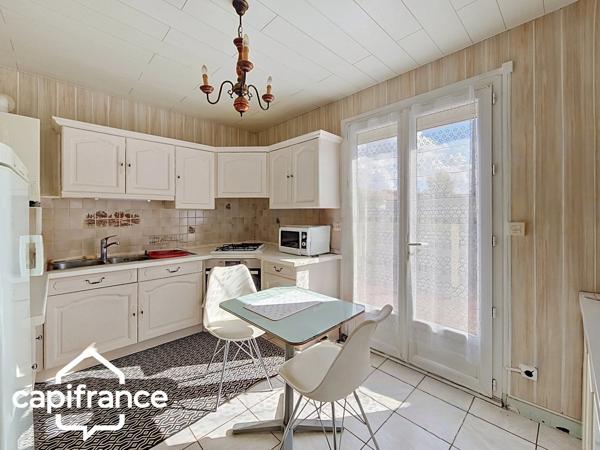 Maison de plain-pied 56 m² – 2 chambres – garage et dépendance – terrain 336 m² – Thouars