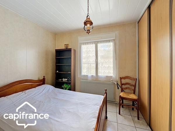 Maison de plain-pied 56 m² – 2 chambres – garage et dépendance – terrain 336 m² – Thouars
