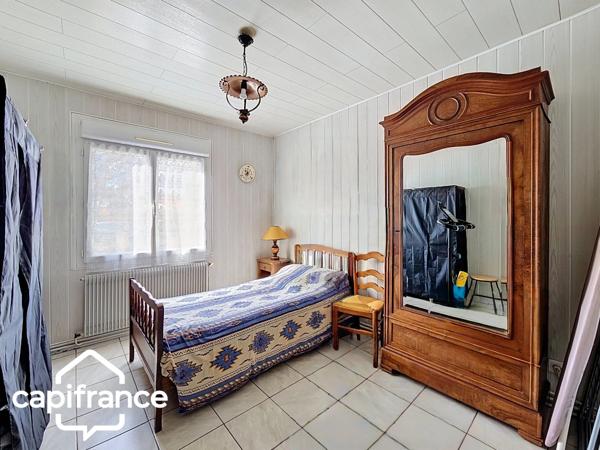 Maison de plain-pied 56 m² – 2 chambres – garage et dépendance – terrain 336 m² – Thouars