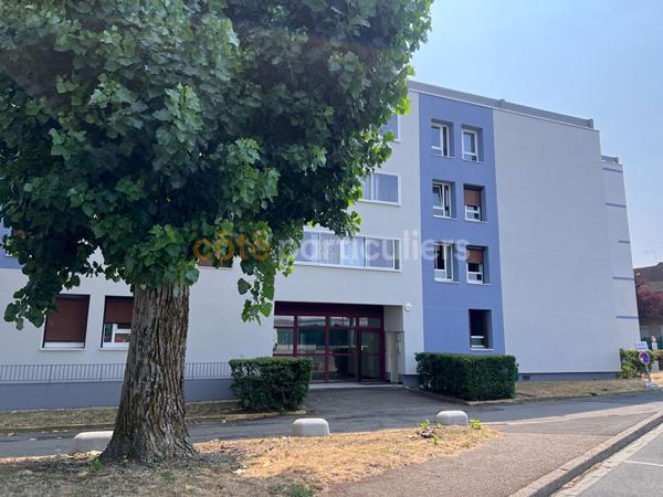 Vente
                Appartement82,41 m² - 4 Pièces -
                    SAINT JEAN DE LA RUELLE (45140)