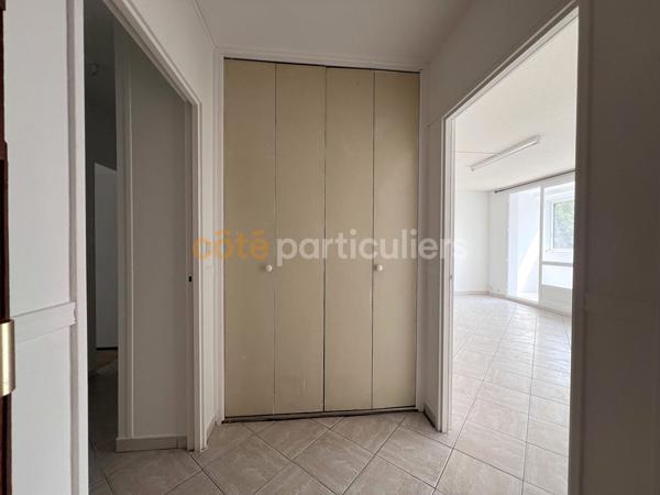 Vente
                Appartement82,41 m² - 4 Pièces -
                    SAINT JEAN DE LA RUELLE (45140)