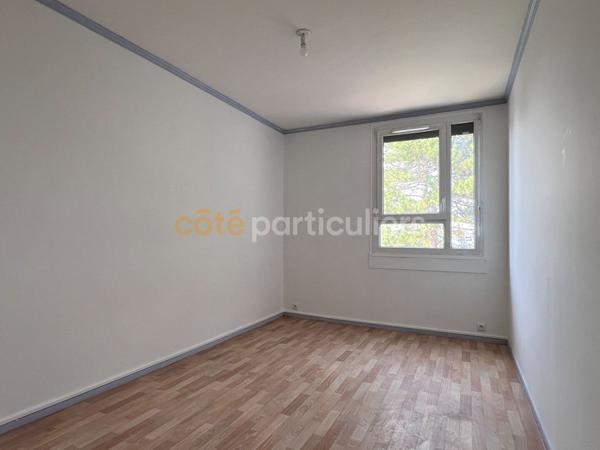 Vente
                Appartement82,41 m² - 4 Pièces -
                    SAINT JEAN DE LA RUELLE (45140)