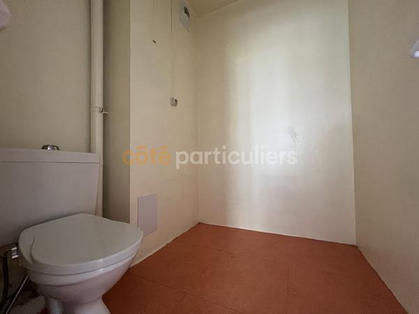 Vente
                Appartement82,41 m² - 4 Pièces -
                    SAINT JEAN DE LA RUELLE (45140)