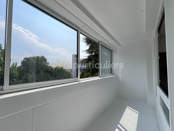 Vente
                Appartement82,41 m² - 4 Pièces -
                    SAINT JEAN DE LA RUELLE (45140)