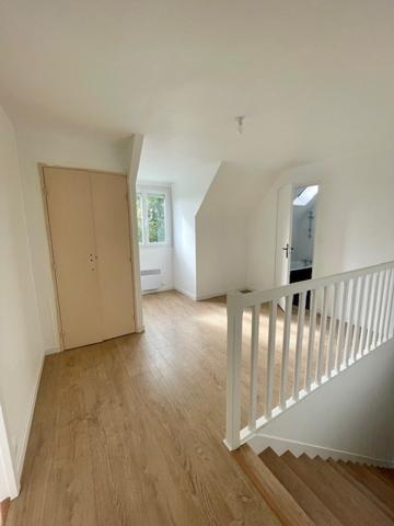 La Meignanne (49770) Maison rénovée 4 chambres