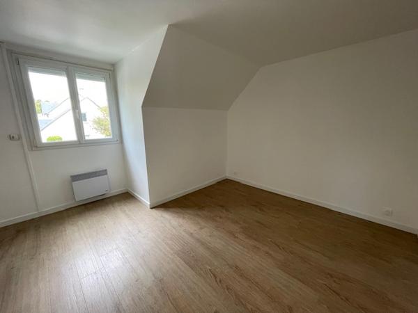 La Meignanne (49770) Maison rénovée 4 chambres