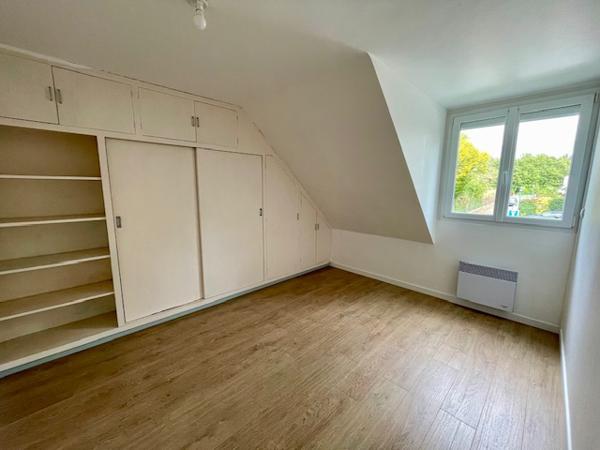 La Meignanne (49770) Maison rénovée 4 chambres