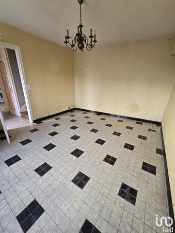 Maison 5 pièces de 92 m² à Dormans (51700)