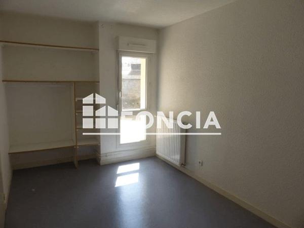 Location Appartement 3 pièces 70.3 m² - 27 AV GAMBETTA Roanne 42300