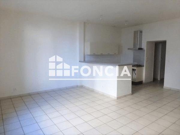 Location Appartement 3 pièces 70.3 m² - 27 AV GAMBETTA Roanne 42300