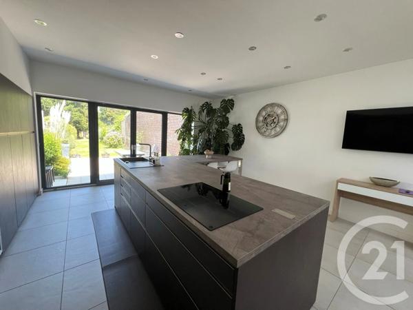 Maison à vendre  4 pièces - 159 m 2   HELLEMMES LILLE  - 59
