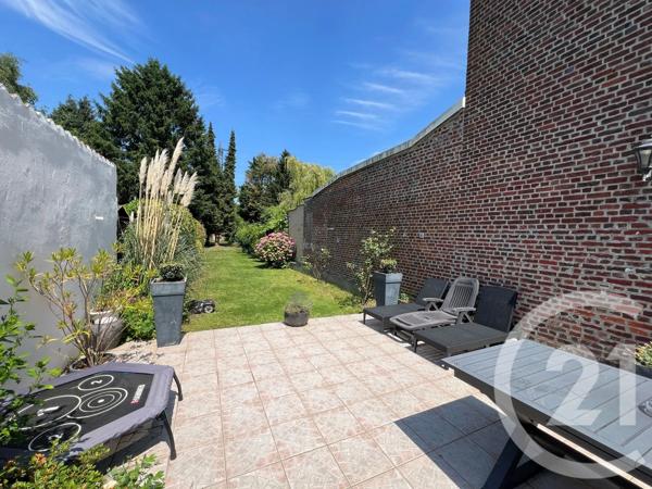 Maison à vendre  4 pièces - 159 m 2   HELLEMMES LILLE  - 59
