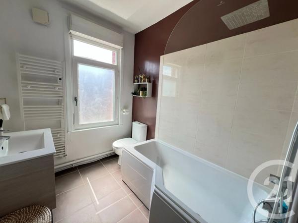 Maison à vendre  4 pièces - 159 m 2   HELLEMMES LILLE  - 59