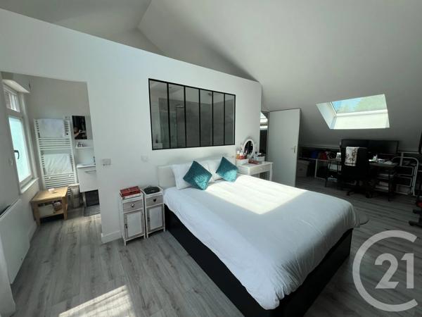 Maison à vendre  4 pièces - 159 m 2   HELLEMMES LILLE  - 59