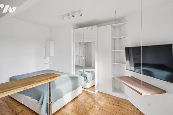 Studio plein ciel au vues sur jardins et monuments parisiens