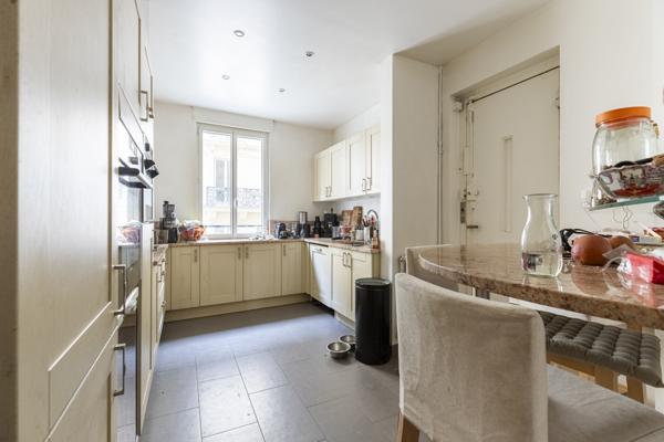 Appartement F5 à vendre  5 pièces - 145,40 m2 PARIS - 75006