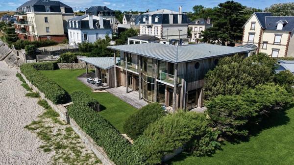 Vente Maison de luxe Granville 10 Pièces 310 m²