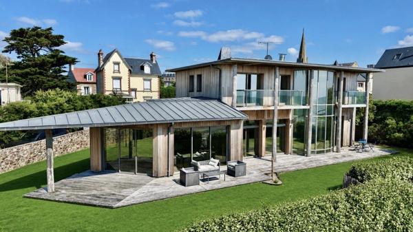 Vente Maison de luxe Granville 10 Pièces 310 m²