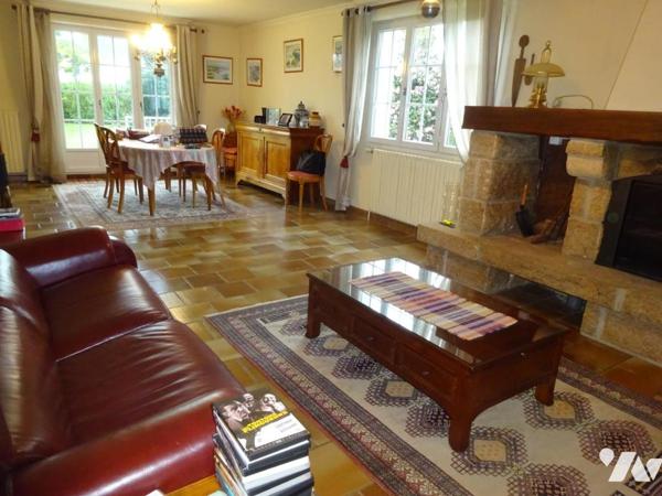 MAISON AU BOURG DE BOHARS 