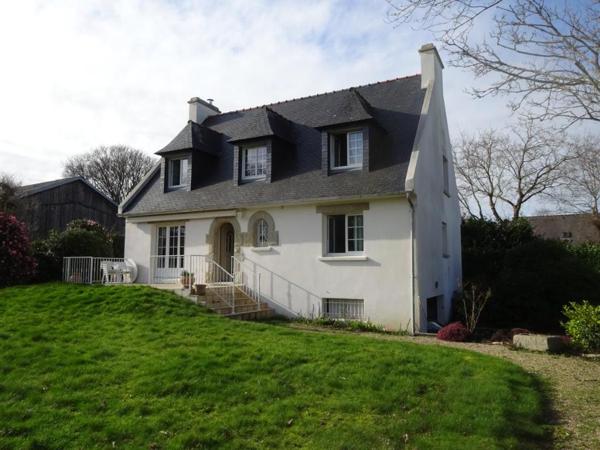 MAISON AU BOURG DE BOHARS 