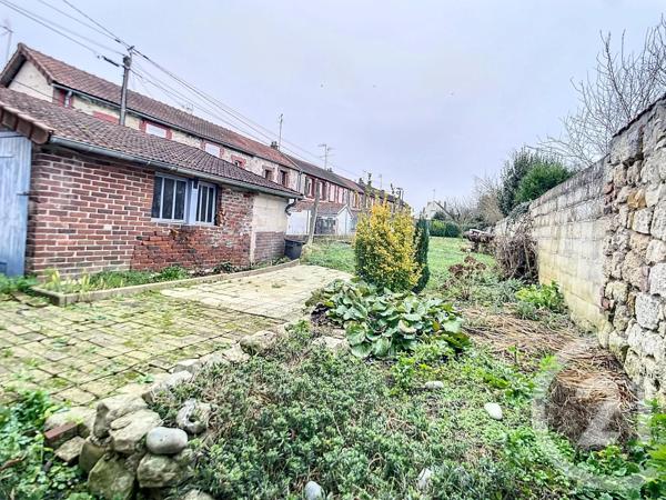 Immeuble à vendre  130 m 2   CREPY EN VALOIS  - 60