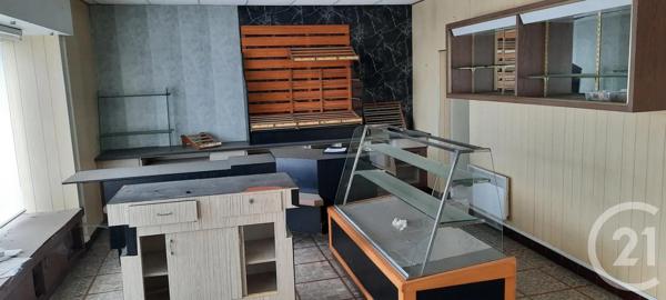 Immeuble à vendre  130 m 2   CREPY EN VALOIS  - 60