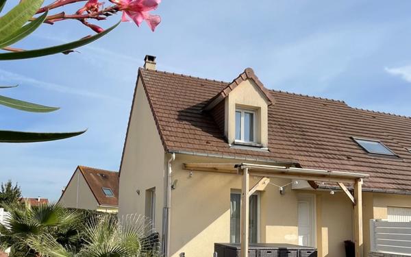 Maison à vendre    4 pièces • 78 m2 Argences