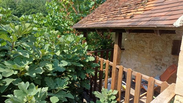 Maison du 17ème dans environnement très calme, avec un gite ou maison d'amis