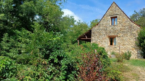 Maison du 17ème dans environnement très calme, avec un gite ou maison d'amis