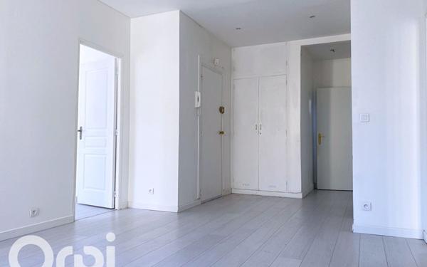 Appartement à vendre    3 pièces • 56 m2 Melun