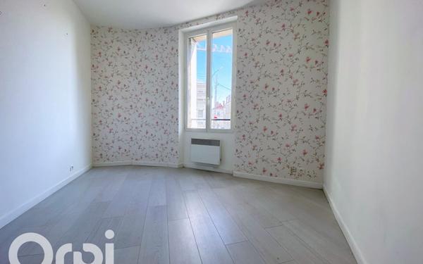 Appartement à vendre    3 pièces • 56 m2 Melun