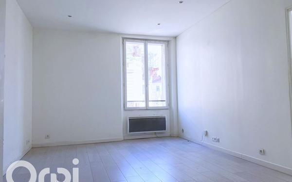 Appartement à vendre    3 pièces • 56 m2 Melun